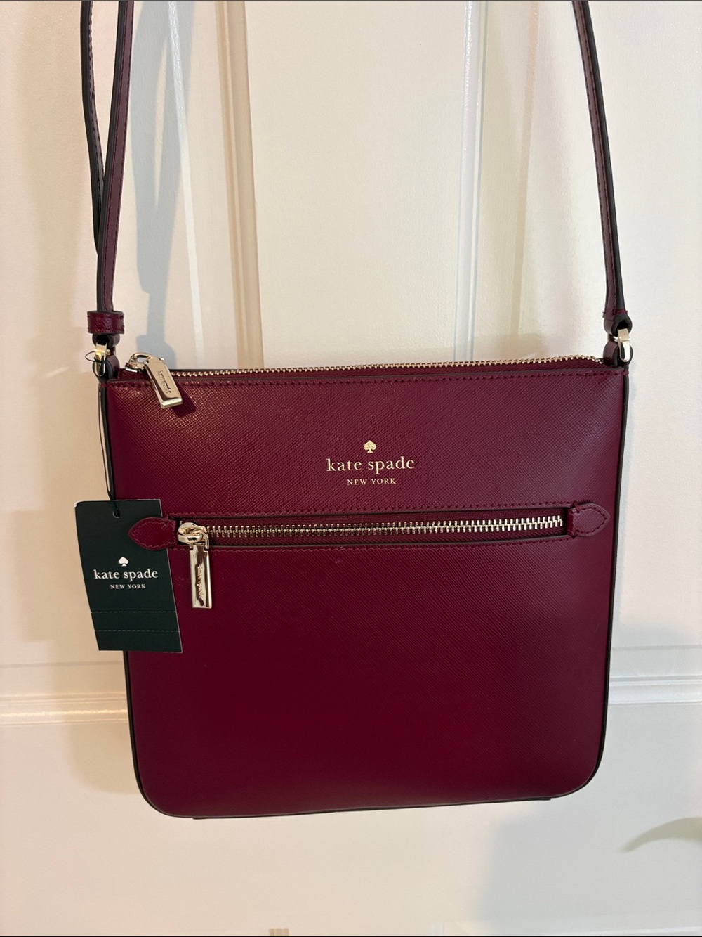Kate Spade Like New Sadie North South Large Burgundy Saffiano Leather Crossbody